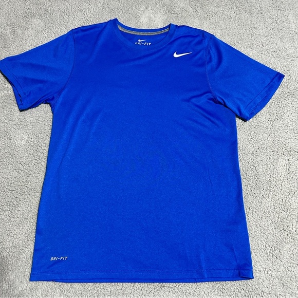 Nike Men’s Dri-FIT Blue T-Shirt Size M Lightweight Athletic Gym Workout Top - Picture 1 of 6